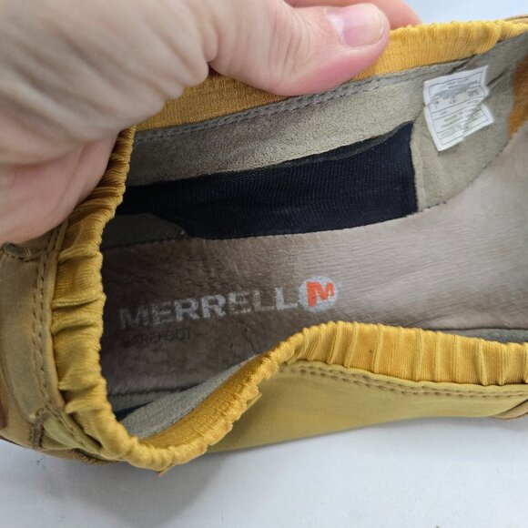 Merrell | butter yellow suede Vibram sole round toe ballet flats shoes | WMS 7 - Picture 5 of 9